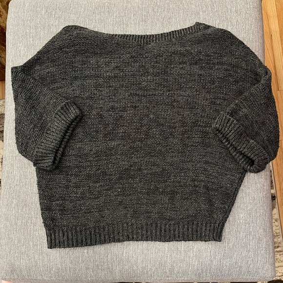 YES sweater Atmosphere - Picture 2 of 2